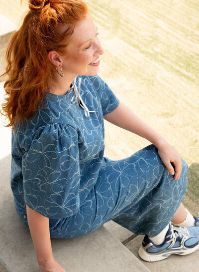 Poppy fabrics denim flowers jacquard