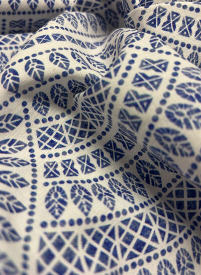 Delft blue tile - cotton linen blend