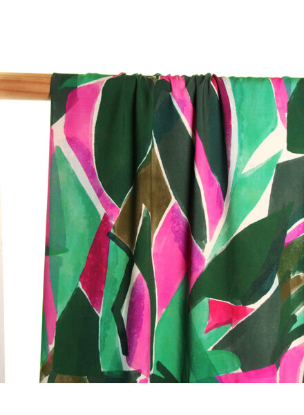 Atelier Jupe Roos groene viscose met abstracte print
