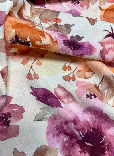 Swafing pink shiny flowers - viscose