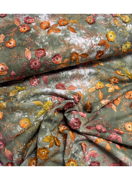 Madeline bloem in reliëf - broderie katoen - tie dye khaki