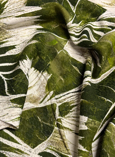 Swafing groen shiny leaves - viscose