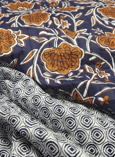 ethnic flowers blue - gewatteerde katoen - double face stepper