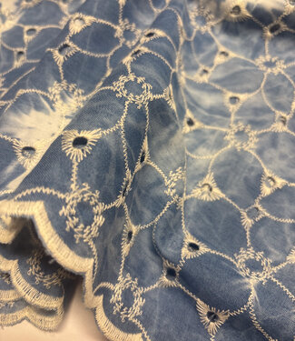 Swafing blauw broderie tie dye - geschulpte rand - katoen