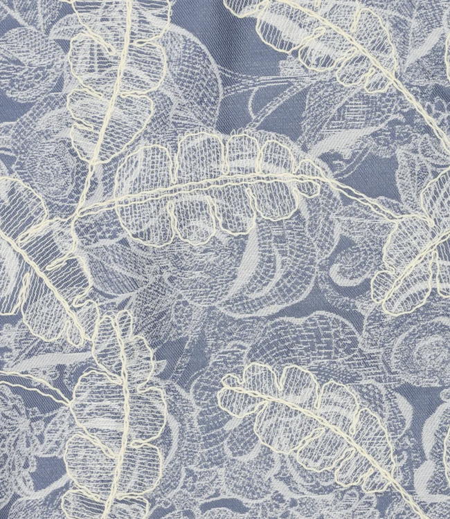 blauw geborduurde bloemen dunne jacquard