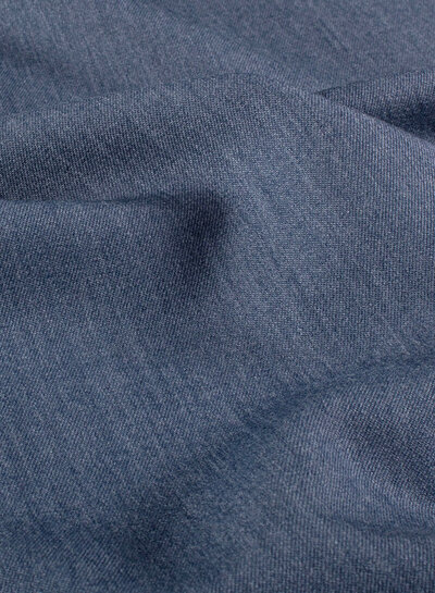 denim look soepelvallende gabardine