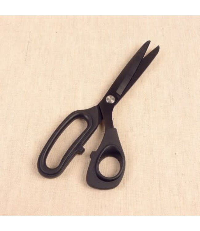 Titanium fabric scissors, left- or right-handed