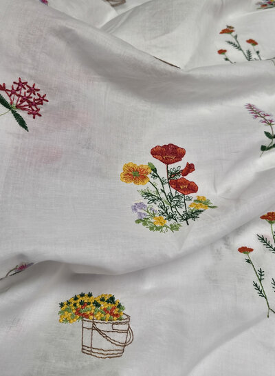 flower garden embroidery - katoen voile