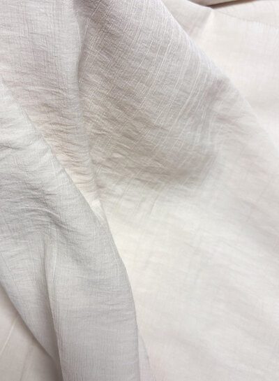 A la Ville soft crinkle rayon - off-white