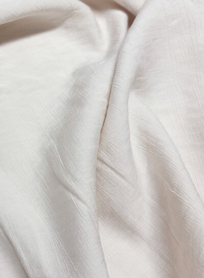 A la Ville soft crinkle rayon - off-white