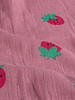 aardbeien op oudroze - tetra/ double gauze