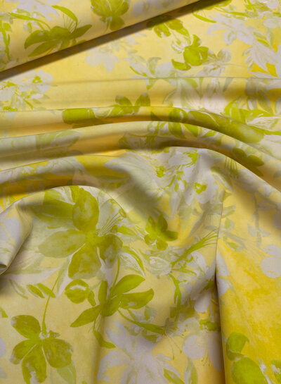 A la Ville yellow / lime print - stylish woven fabric - wrinkle-free - high quality (Italy)