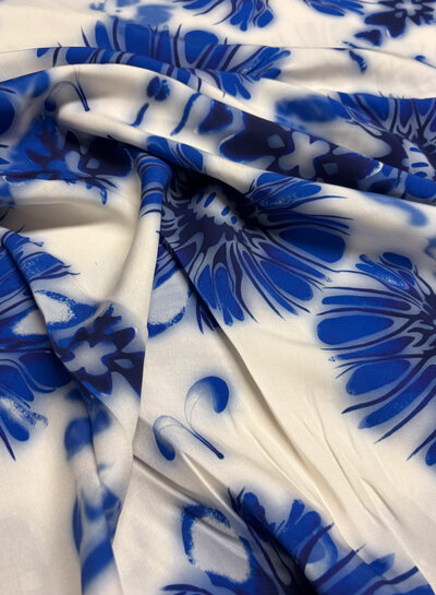 A la Ville kobalt waterkleurige bloemen - viscose - Italiaanse kwaliteit