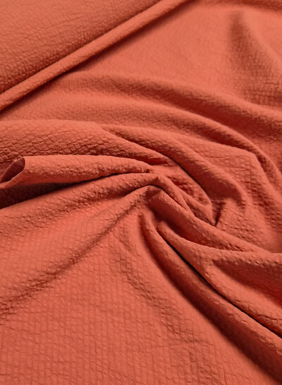 Fibremood Marsala with subtle lines - seersucker