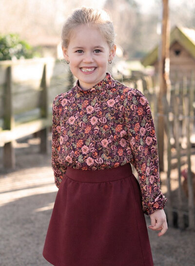 Poppy fabrics bordeaux bloemen - tricot