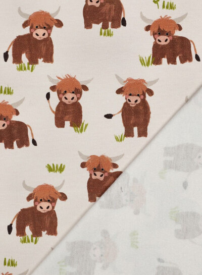 Poppy fabrics gebroken wit highland cow - zachte sweater