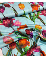 Marylene Madou tulips on sky blue  - prachtige print op zachte popeline katoen