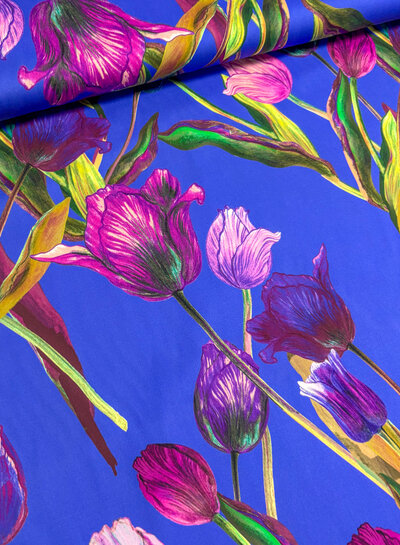 Marylene Madou tulips on deep blue  - prachtige print op zachte popeline katoen