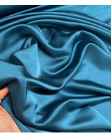 A la Ville petrolgroen - satijn viscose - qualité haute couture