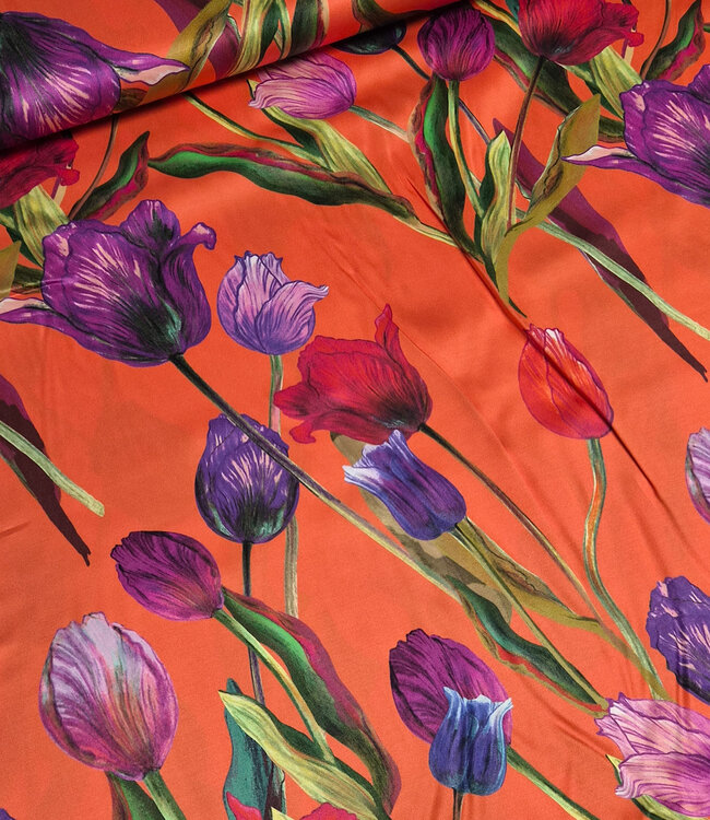Marylene Madou tulips on fire - prachtige viscose satijn