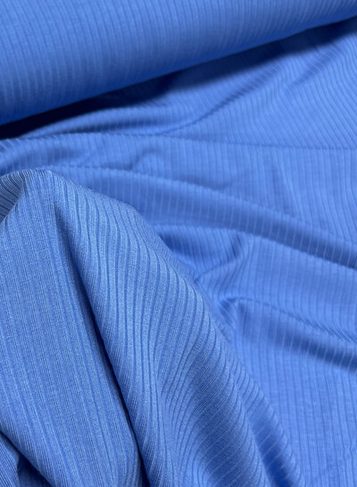 helder blauw  - prachtige subtiele bamboe ribtricot