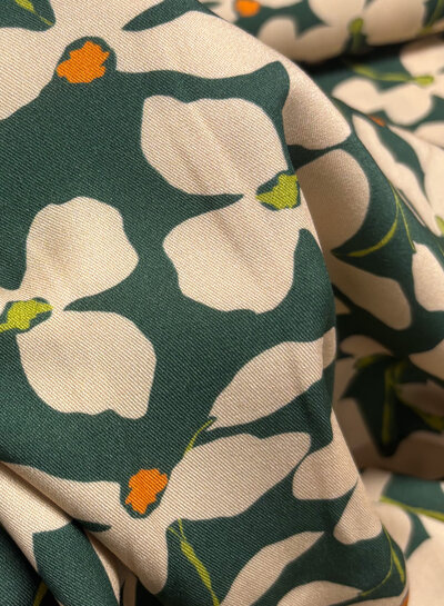 light & lush green summer print - viscose twill