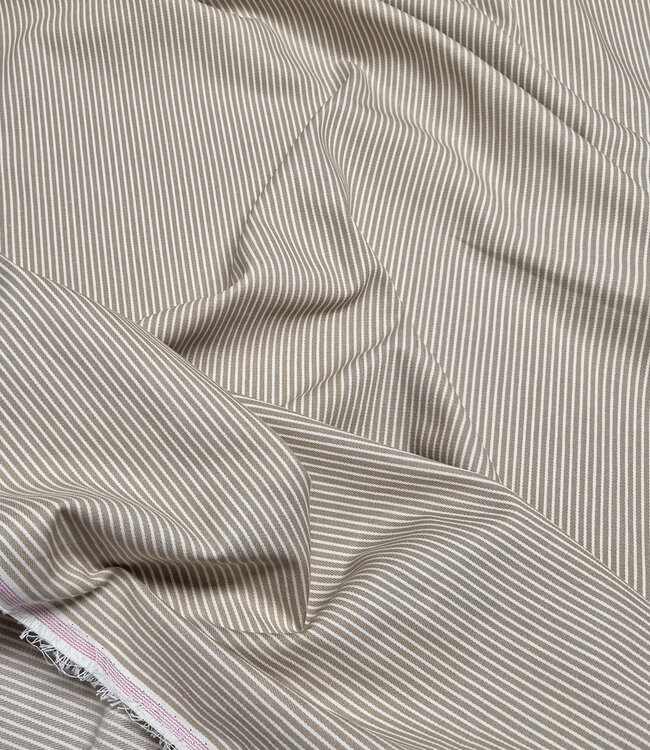 beige fijne streepjes denim