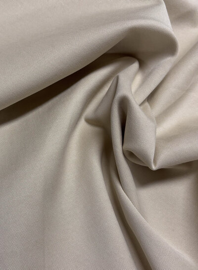 Signature sandwashed lyocell gabardine twill  - licht rekbaar - ecru