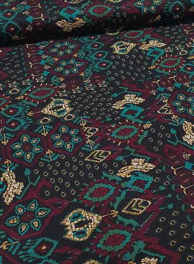 retro Aztec print - viscose with light stretch