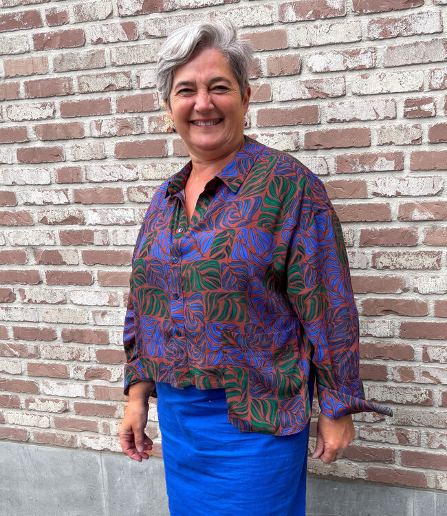 blouse (L-family) or men's shirt 17/10/2026