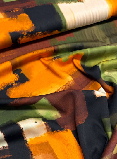 groen roest abstracte print - viscose satijn