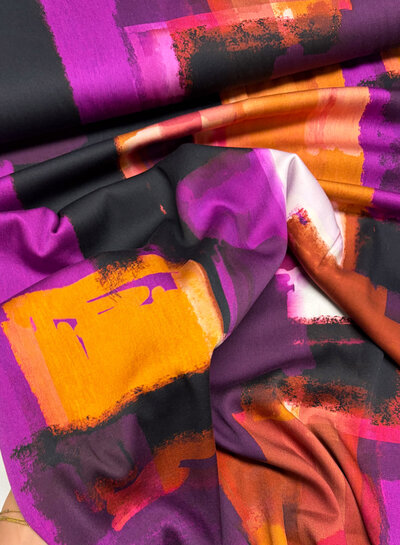 aubergine roest abstracte print - viscose satijn