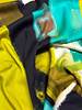 aqua limoen abstracte print - viscose satijn