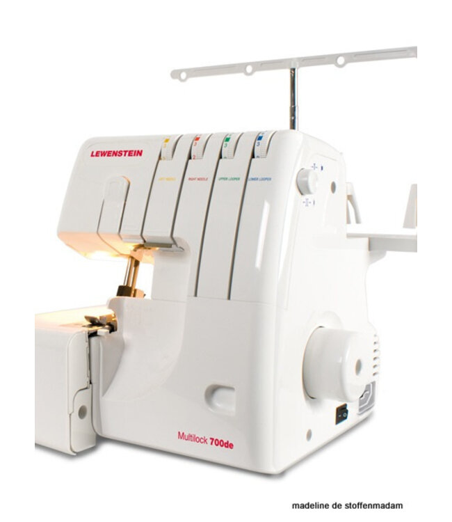 learning to use an overlock machine NM 23/12/2026