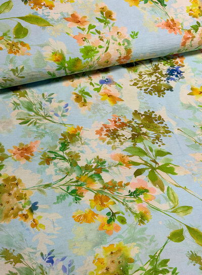 Madeline groene bloemen op mint - viscose crêpe
