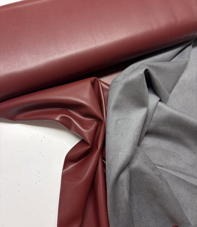 bordeaux - slightly stretchy imitation leather for clothing