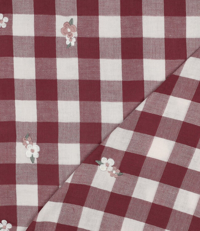 roze - double gauze ruiten met geborduurde bloemen