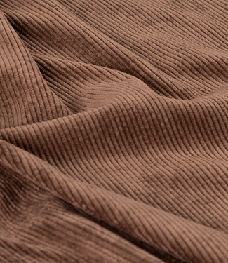 bruin - soepelvallende washed corduroy