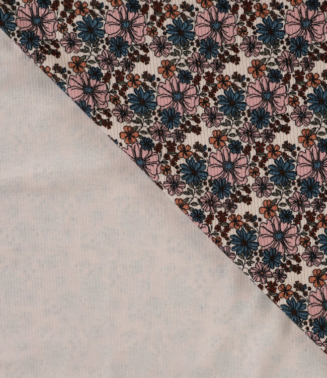 bloemetjes zachtroze en jeansblauw - geribbelde tricot