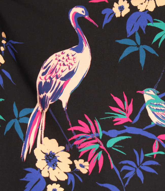 Atelier Jupe bloemen en vogels op zwart - viscose