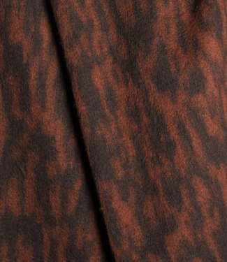 Atelier Jupe karamel en donkerbruine dierenprint - gebreide wolmix