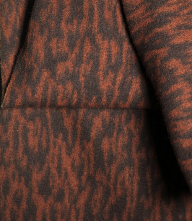 Atelier Jupe karamel en donkerbruine dierenprint - gebreide wolmix