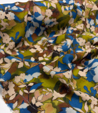 olijfgroen en denimblauwe bloemen viscose