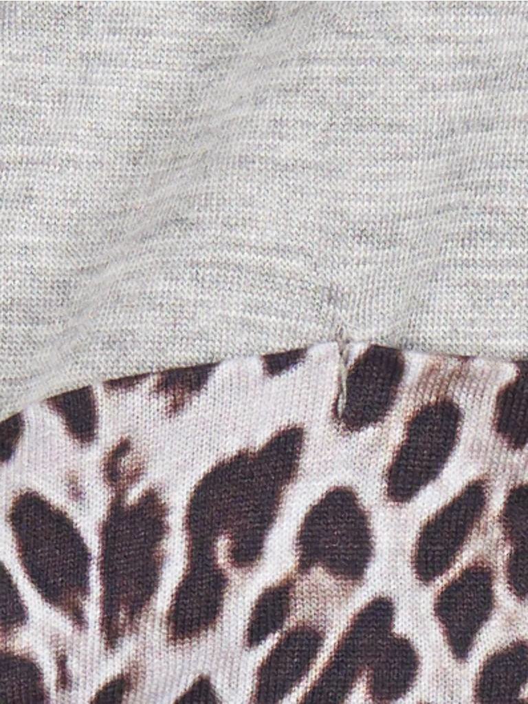 Notes Du Nord T-shirt with leopard print detail light grey