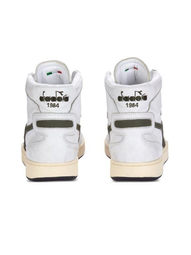 Diadora Basket used sneakers white