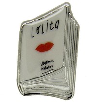 Godert.me Book lolita pin zilver