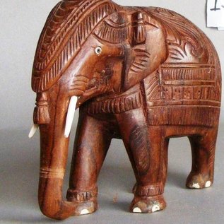 Elefant aus Ostindisch Palisander, 150 mm