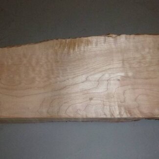 Soft Maple - amerikanischer Spitzahorn - quilted Gitarrenbody ca. 550 x 220 x 55 mm, 4,0 kg