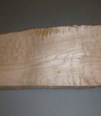 Soft Maple quilted guitar body approx. 550 x 220 x 55 mm, 4,0 kg