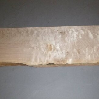 Soft Maple quilted guitar body approx. 570 x 200 x 45 mm, 2,7 kg